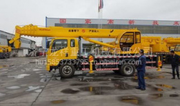 吊车视频,高空作业的精准与力量展现